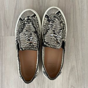 Tory Burch woven snake print slide.